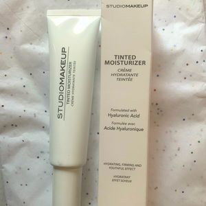Studio Makeup Tinted Moisturizer